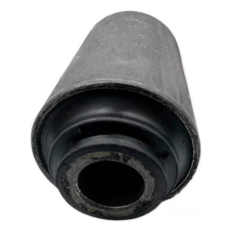 Buje De Horquilla Inf. Nissan Urvan Original