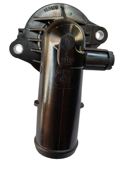 Brida Toma Agua Con Termostato Grand Cherokee 3.6 Original