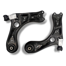 Par De Horquillas Inferiores Volkswagen Vento Polo Original