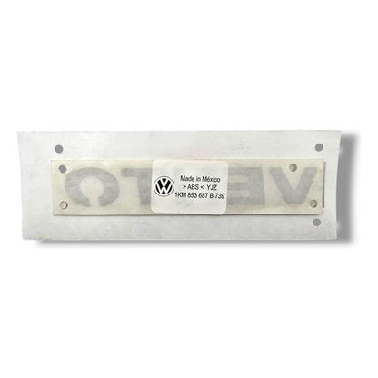Emblema Cajuela Vw Letras  Vento  13/22 1.6 Lts. Vw Original Cromado