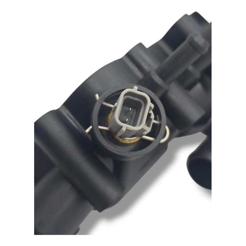 Toma De Agua Ford Fiesta Courier 1.6 C/termostato Original