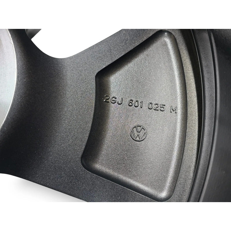 Rin De Aluminio Volkswagen 17 5/112 Gris Brillante Original Negro