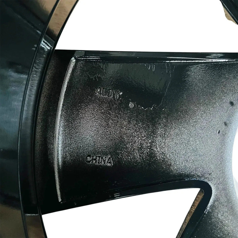 Rin De Aluminio Volkswagen Milton De 18  Con 5 En 112 Mm Negro