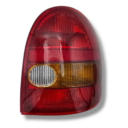 Calavera Derecha Para Chevrolet Chevy Pop Del 1994 Al 2000 Derecho/pasajero Rojo